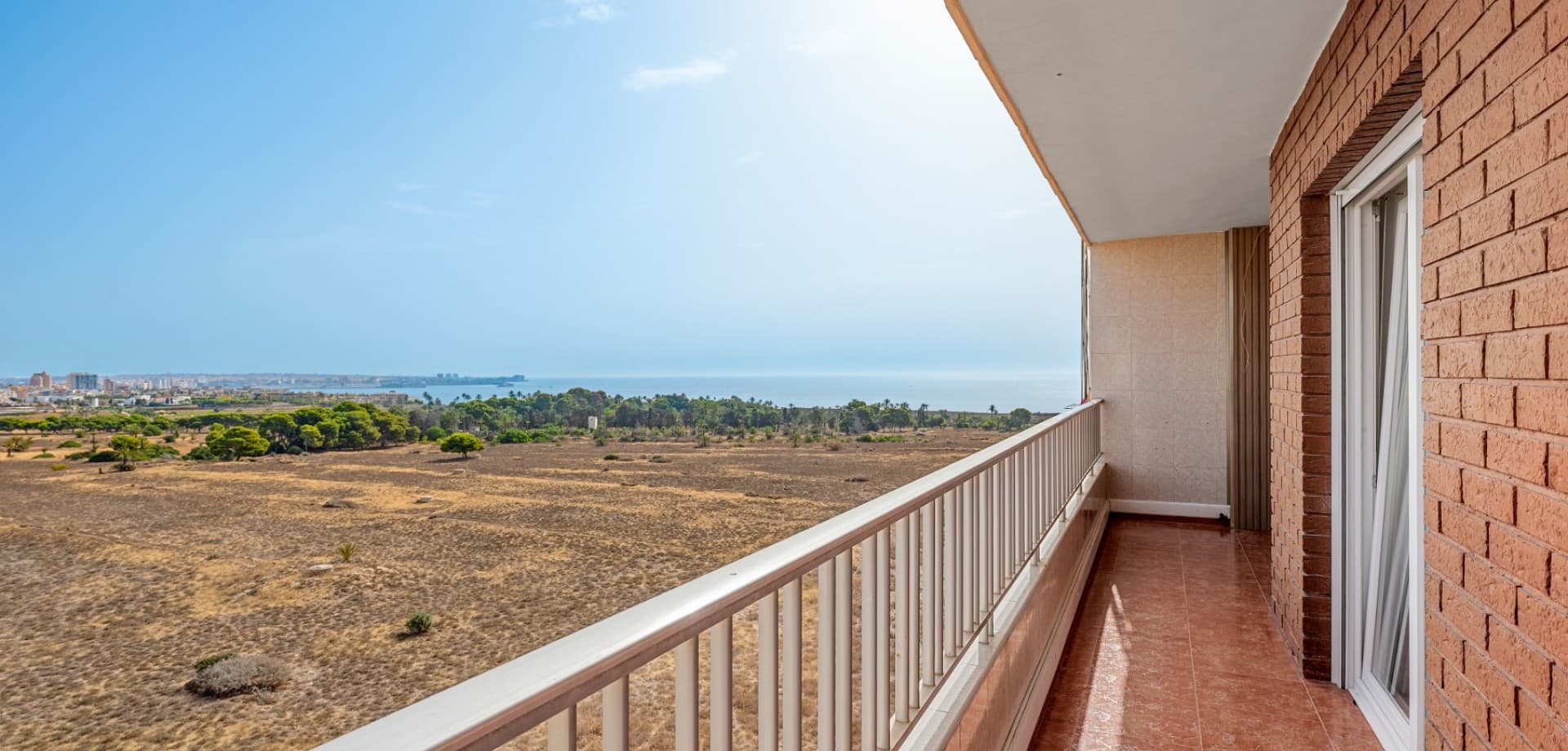 2 bed Middle Floor Apartment in Orihuela Costa - 2