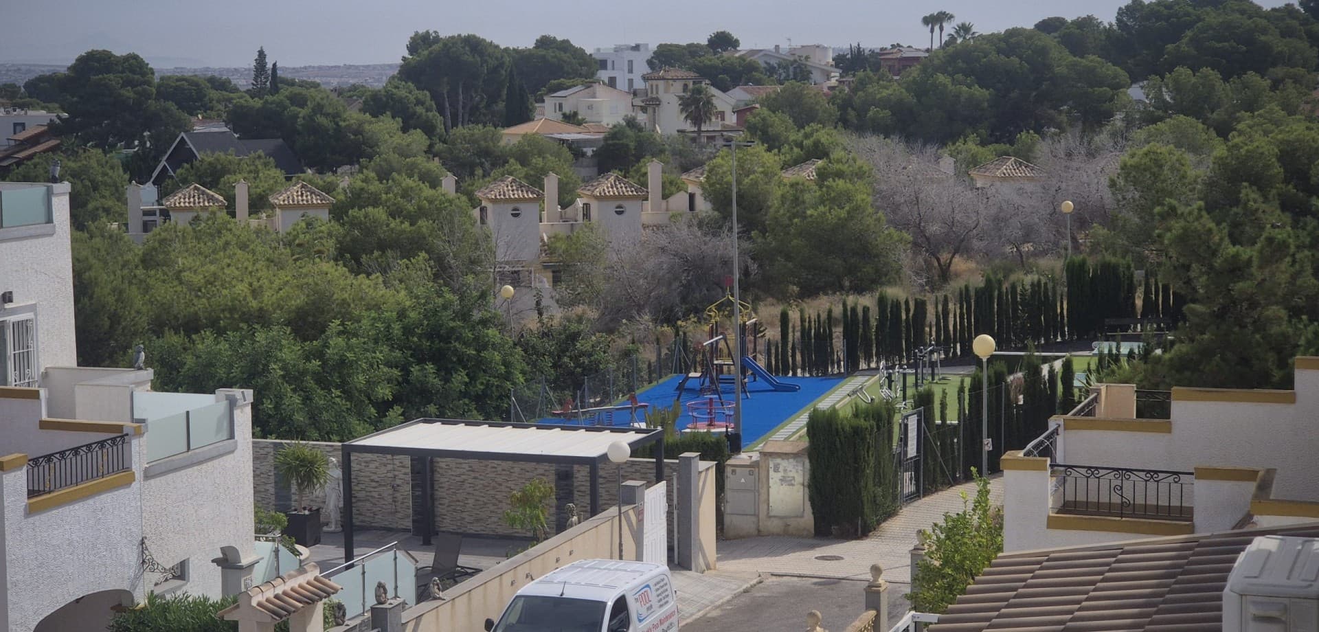 Geschakelde Woning met 3 slaapkamers in Orihuela Costa - 32