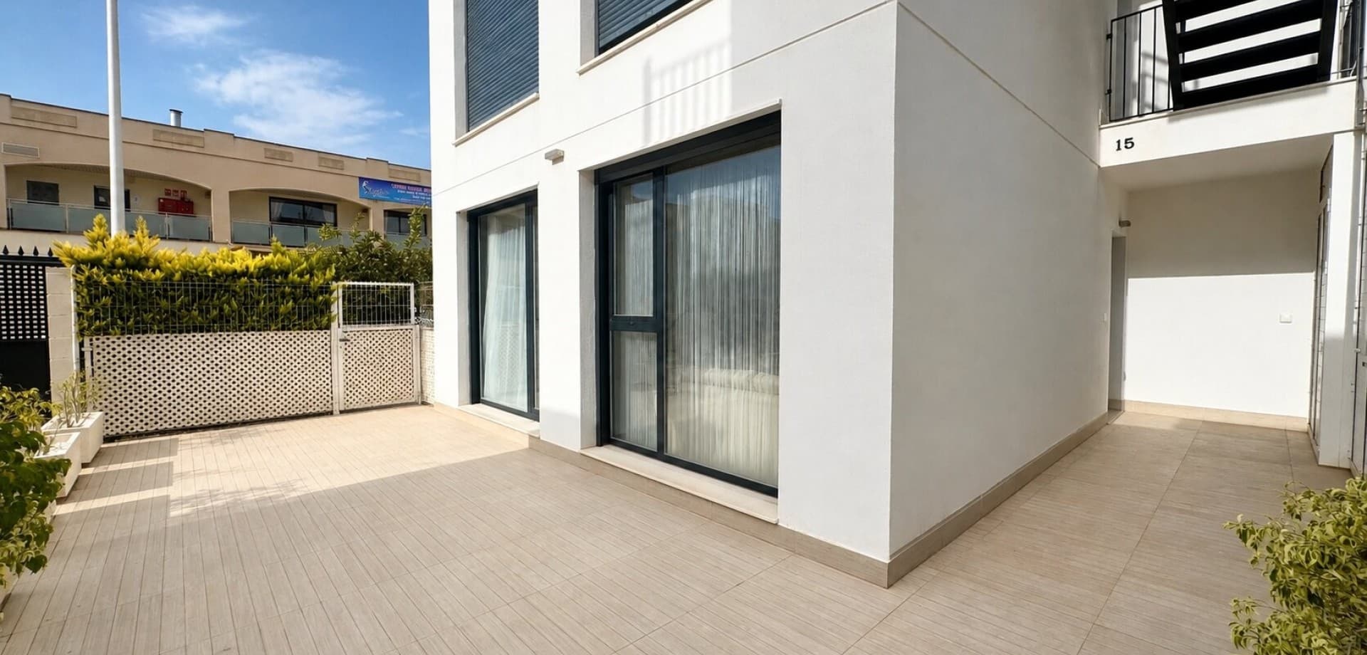 Apartamento Planta Media de 3 dormitorios en Orihuela Costa - 5