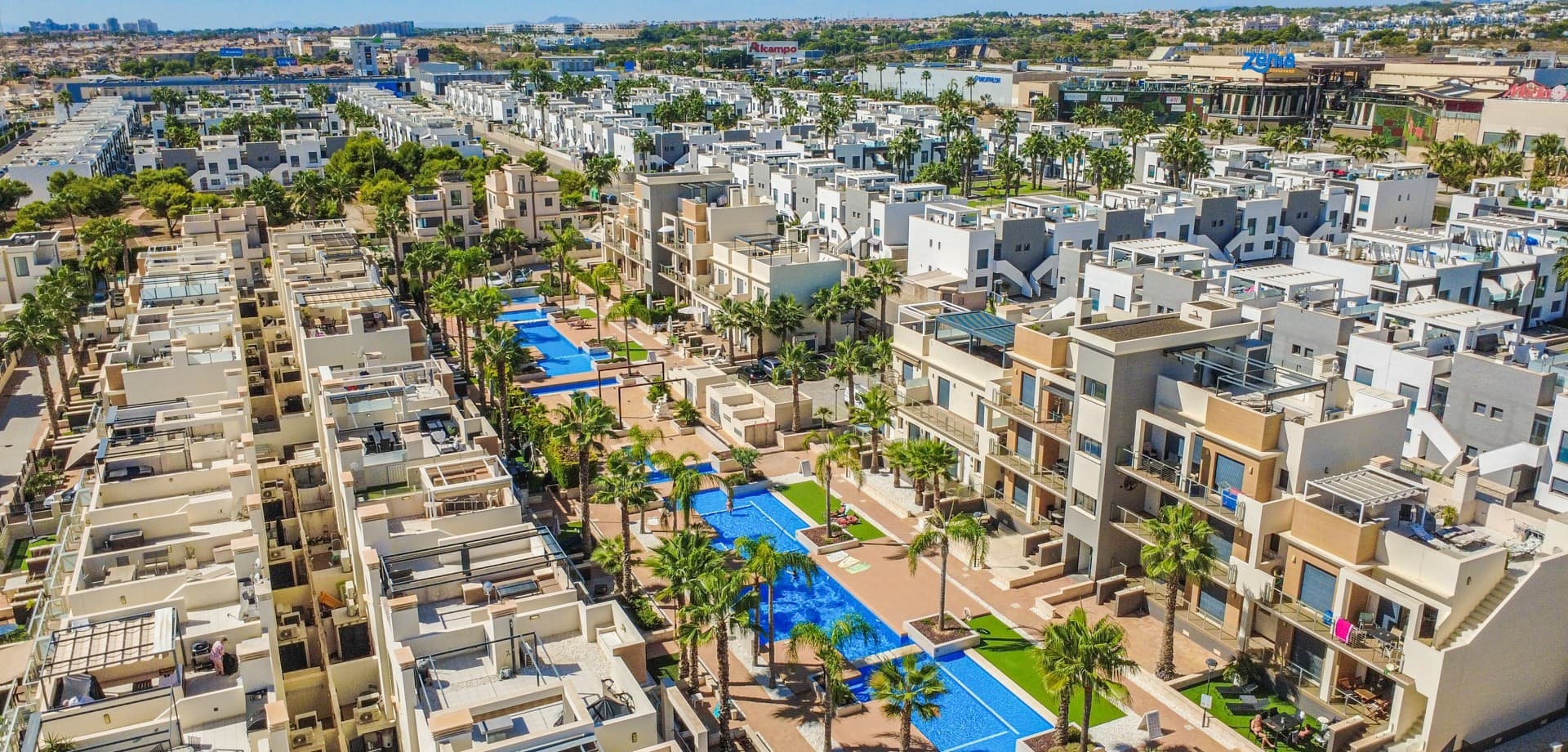 3 bed Middle Floor Apartment in Orihuela Costa - 4