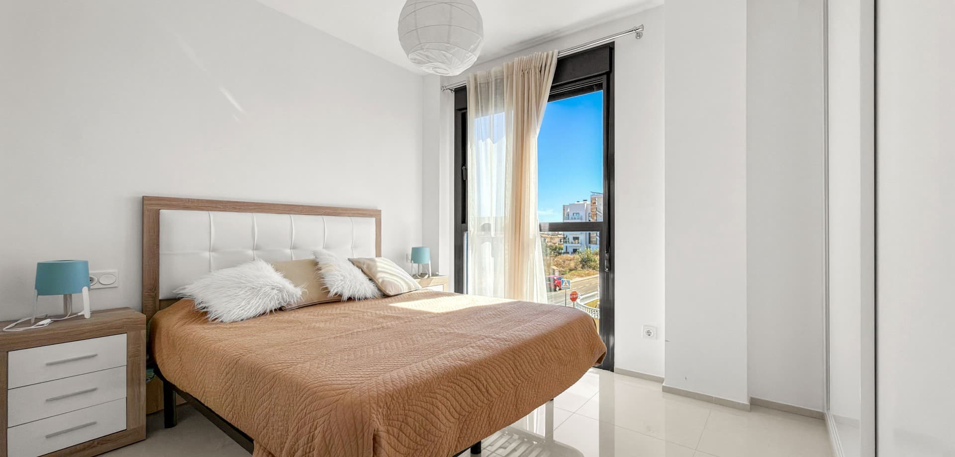 3 bed Middle Floor Apartment in Orihuela Costa - 26