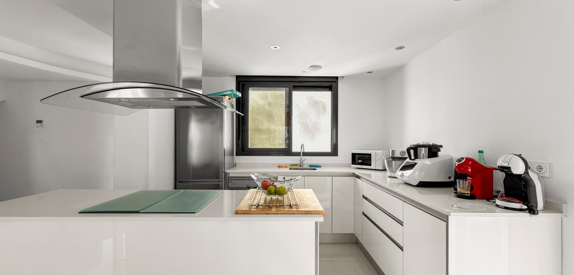 3 bed Middle Floor Apartment in Orihuela Costa - 12