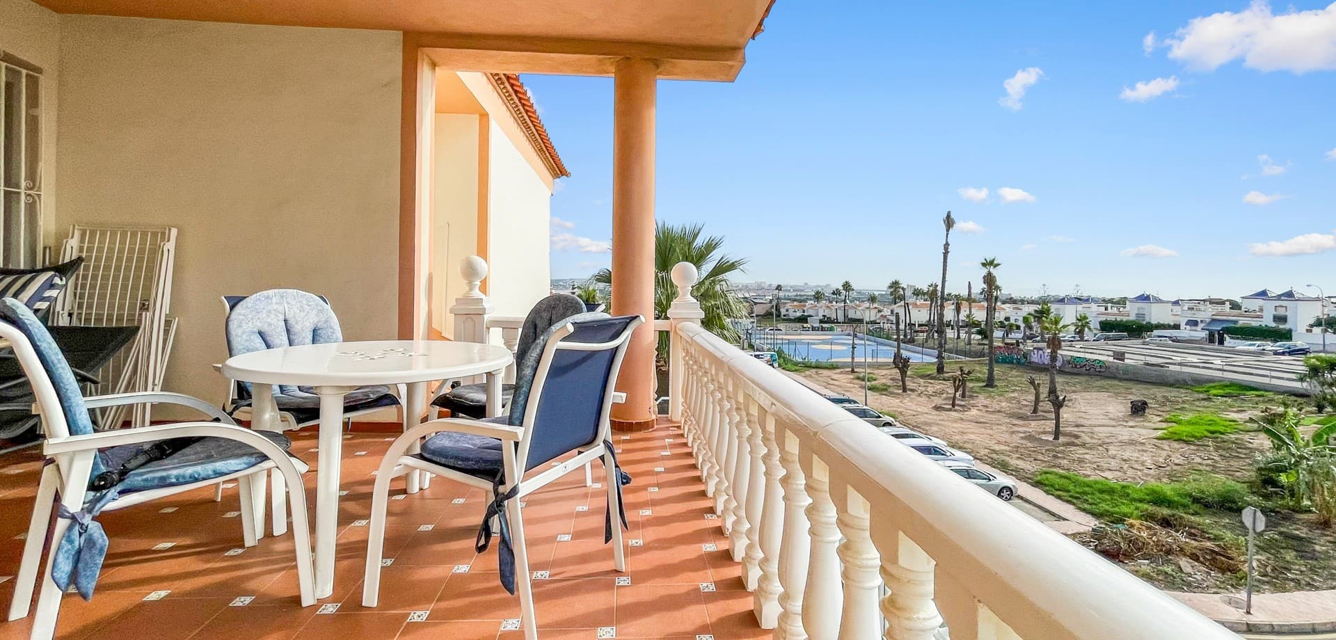 2 bed Middle Floor Apartment in Orihuela Costa - 1