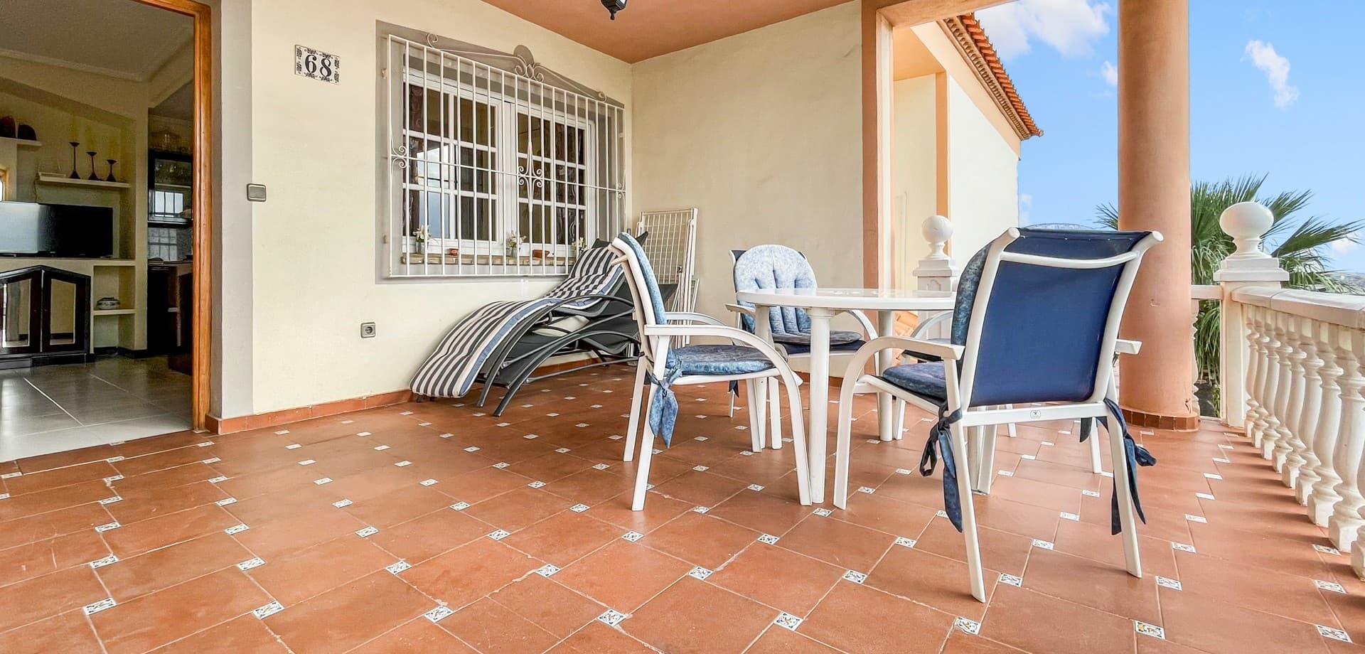 2 bed Middle Floor Apartment in Orihuela Costa - 21