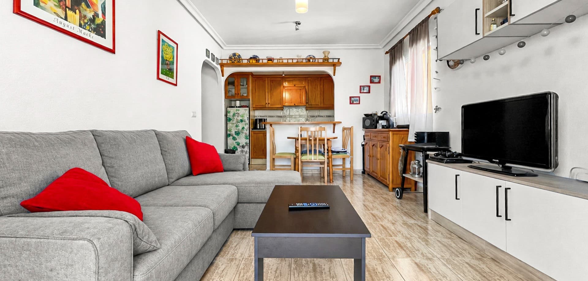 2 bed Middle Floor Apartment in Mil Palmeras - 7