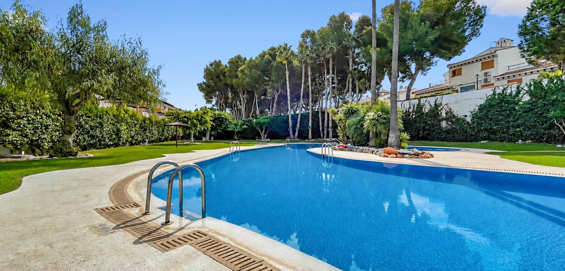2 bed Middle Floor Apartment in Mil Palmeras - 2