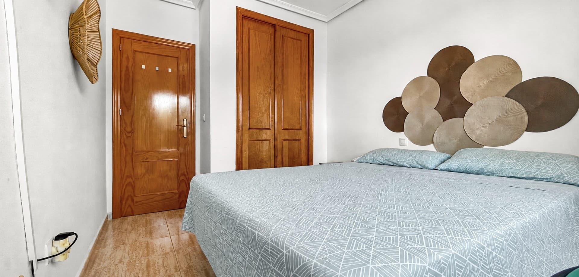 2 bed Middle Floor Apartment in Mil Palmeras - 14