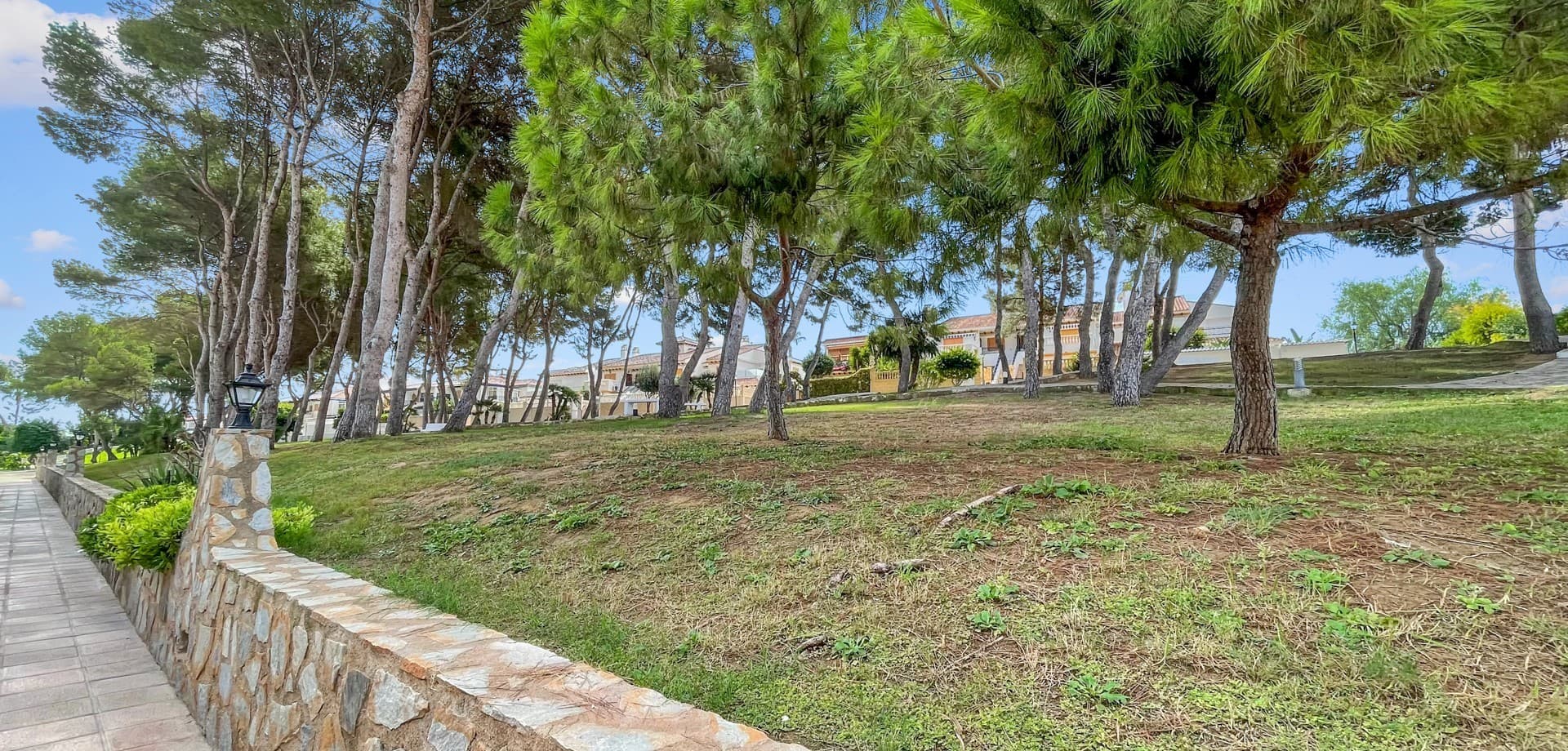2 bed Middle Floor Apartment in Mil Palmeras - 21