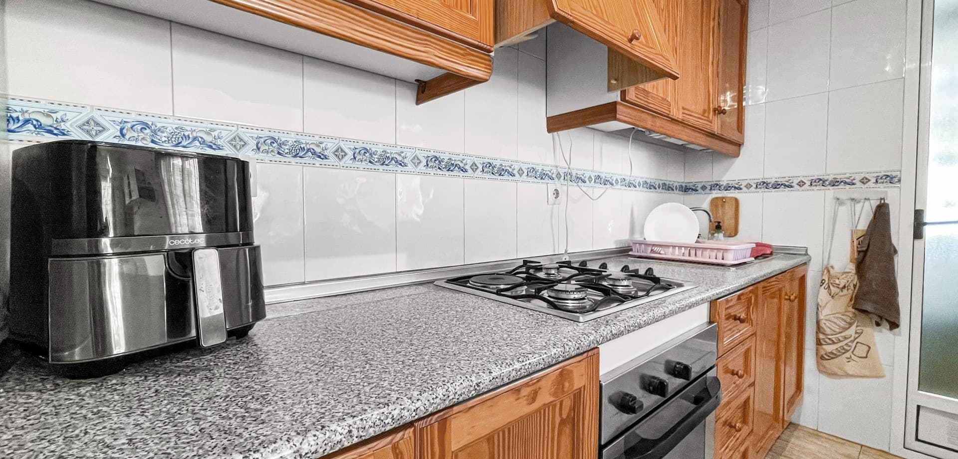 2 bed Middle Floor Apartment in Mil Palmeras - 11