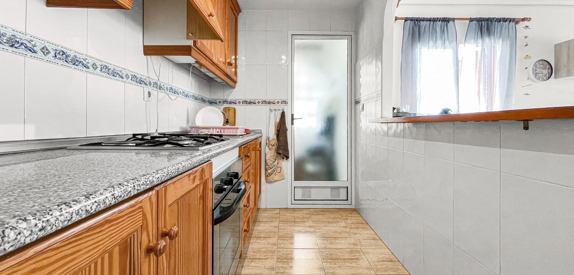 2 bed Middle Floor Apartment in Mil Palmeras - 10