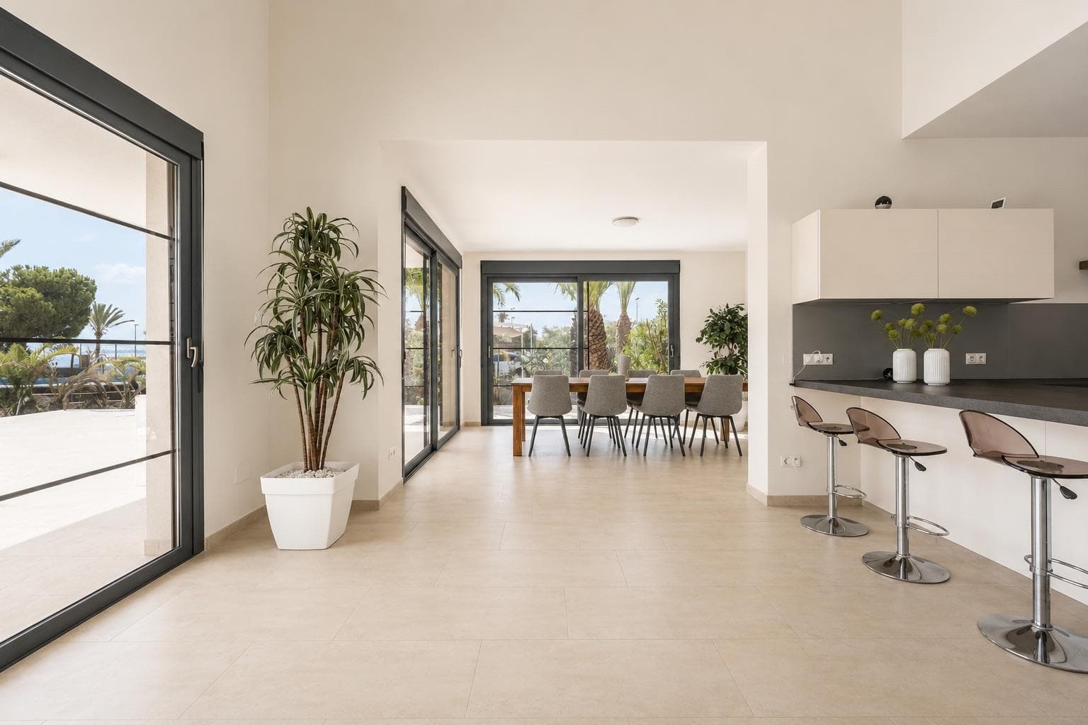 5 bed Villa in EL Carmoli Los Urrutias - 9