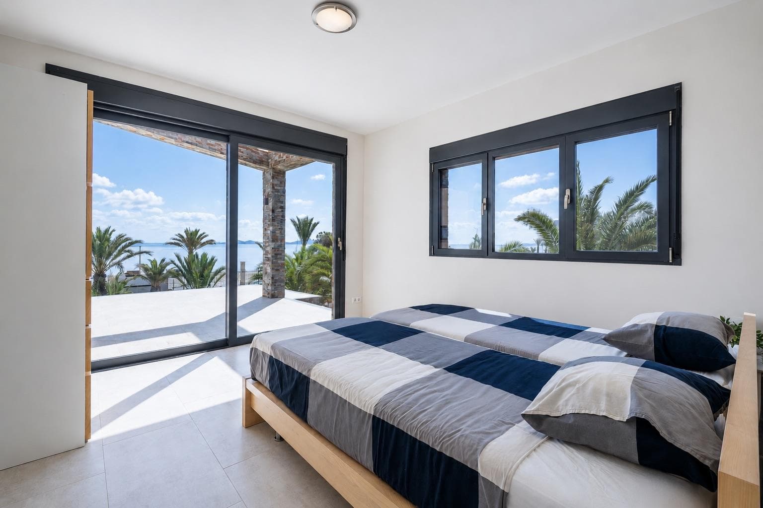 5 bed Villa in EL Carmoli Los Urrutias - 8
