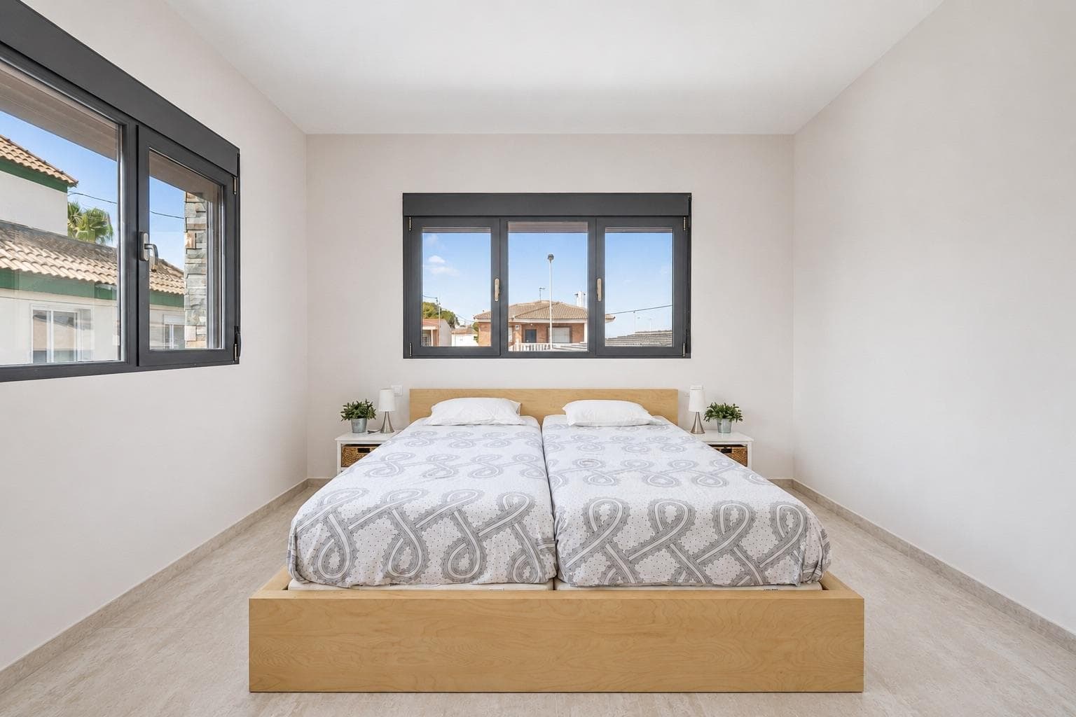 5 bed Villa in EL Carmoli Los Urrutias - 24