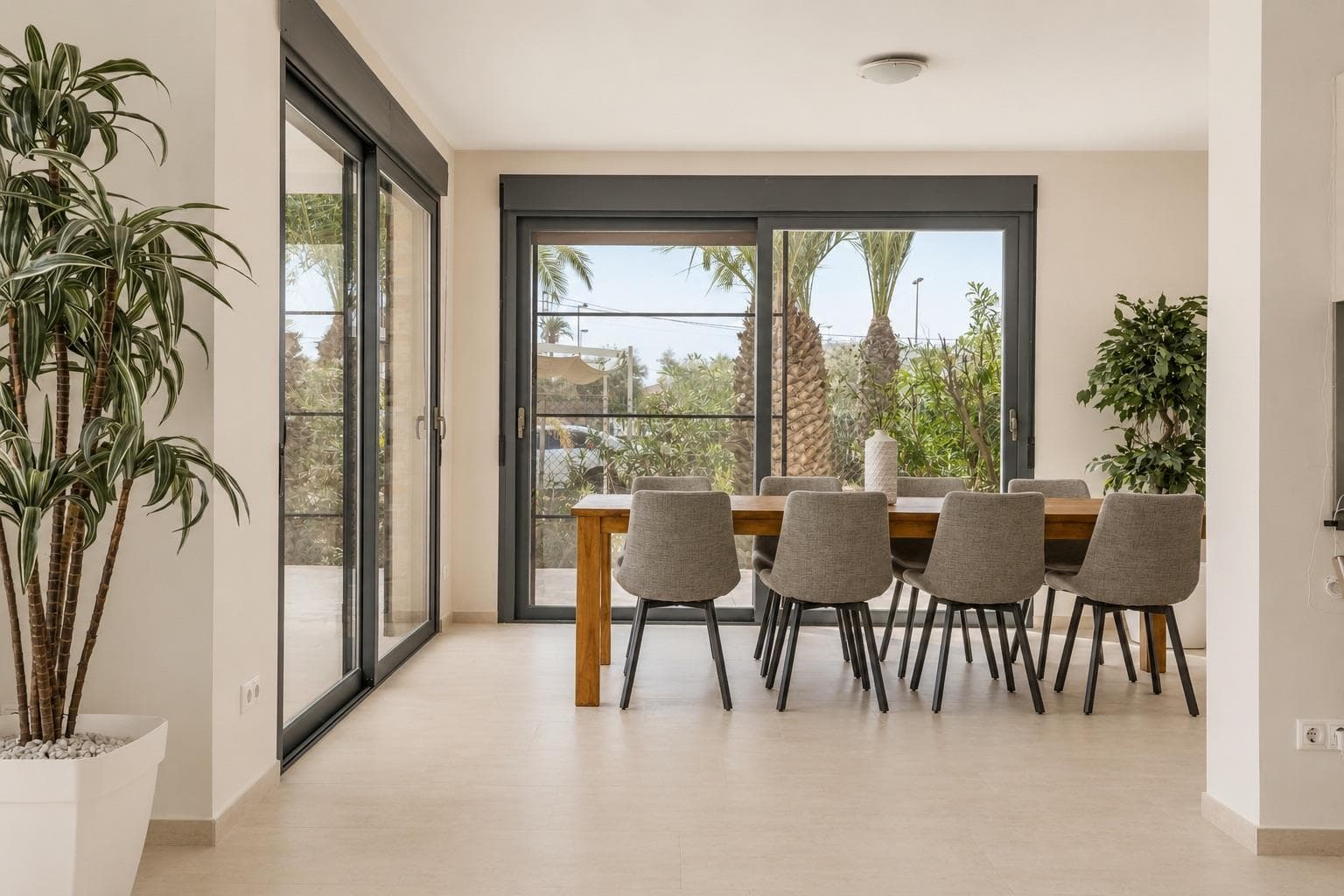 5 bed Villa in EL Carmoli Los Urrutias - 14
