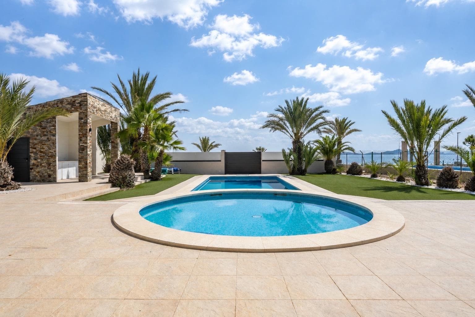 5 bed Villa in EL Carmoli Los Urrutias - 3