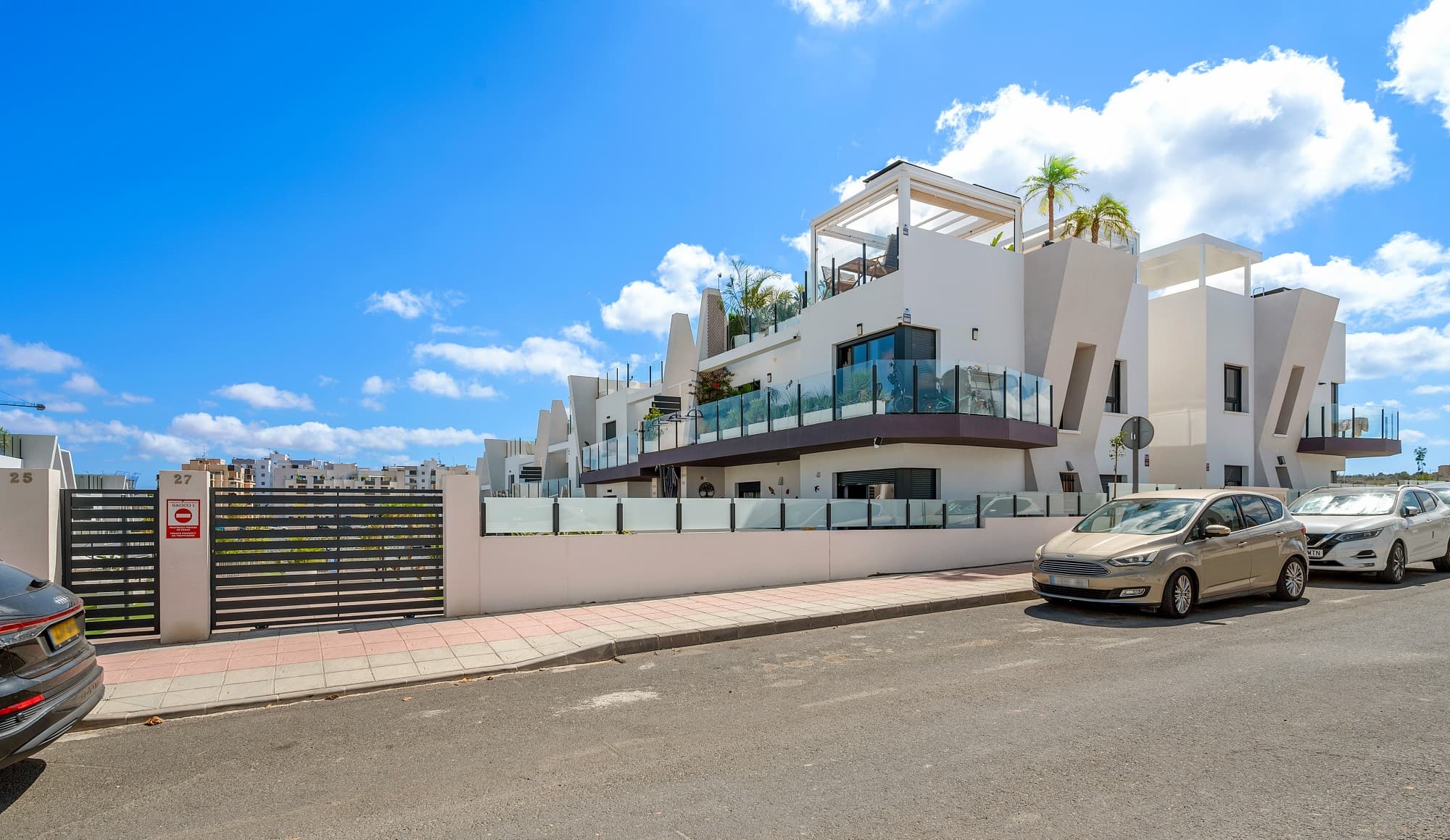 Apartamento Planta Media de 2 dormitorios en San Miguel de Salinas - 4