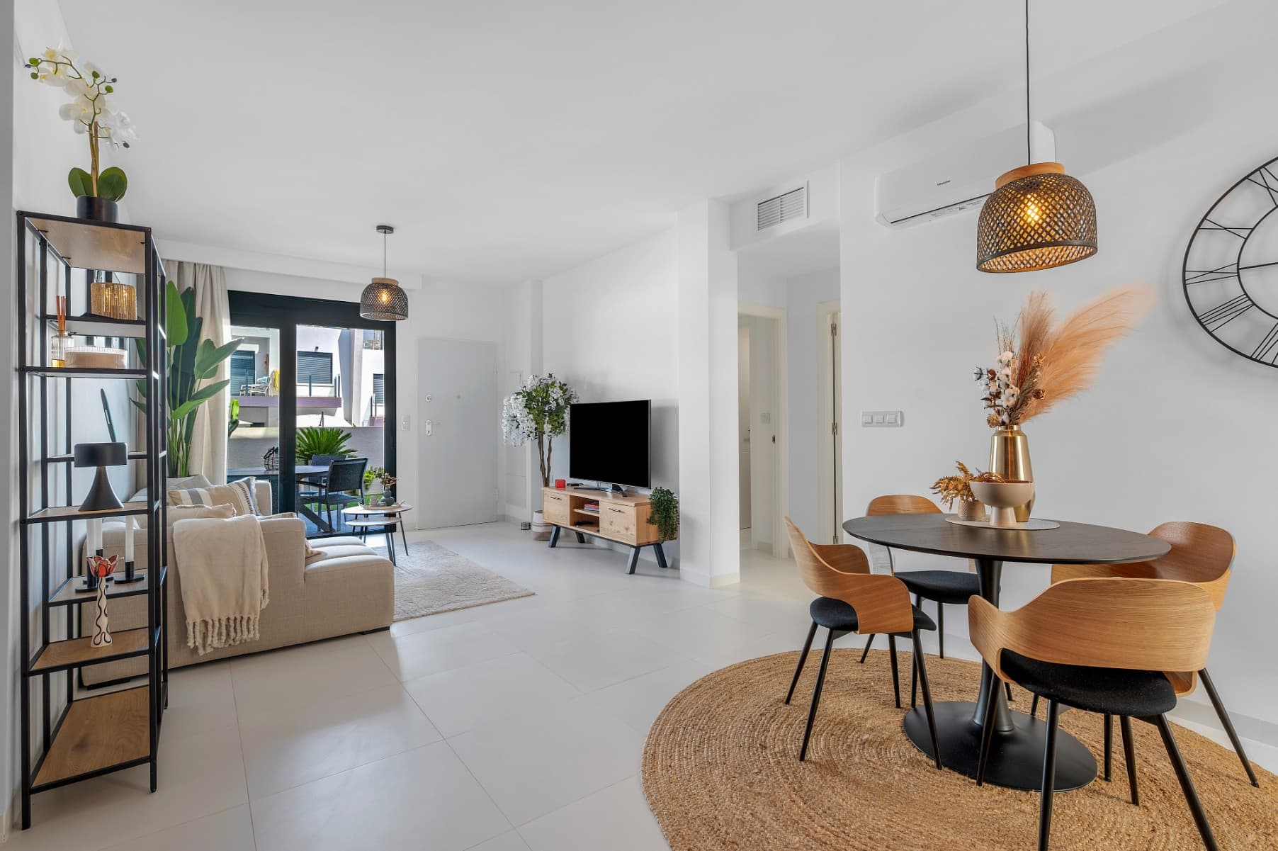 Apartamento Planta Media de 2 dormitorios en San Miguel de Salinas - 11