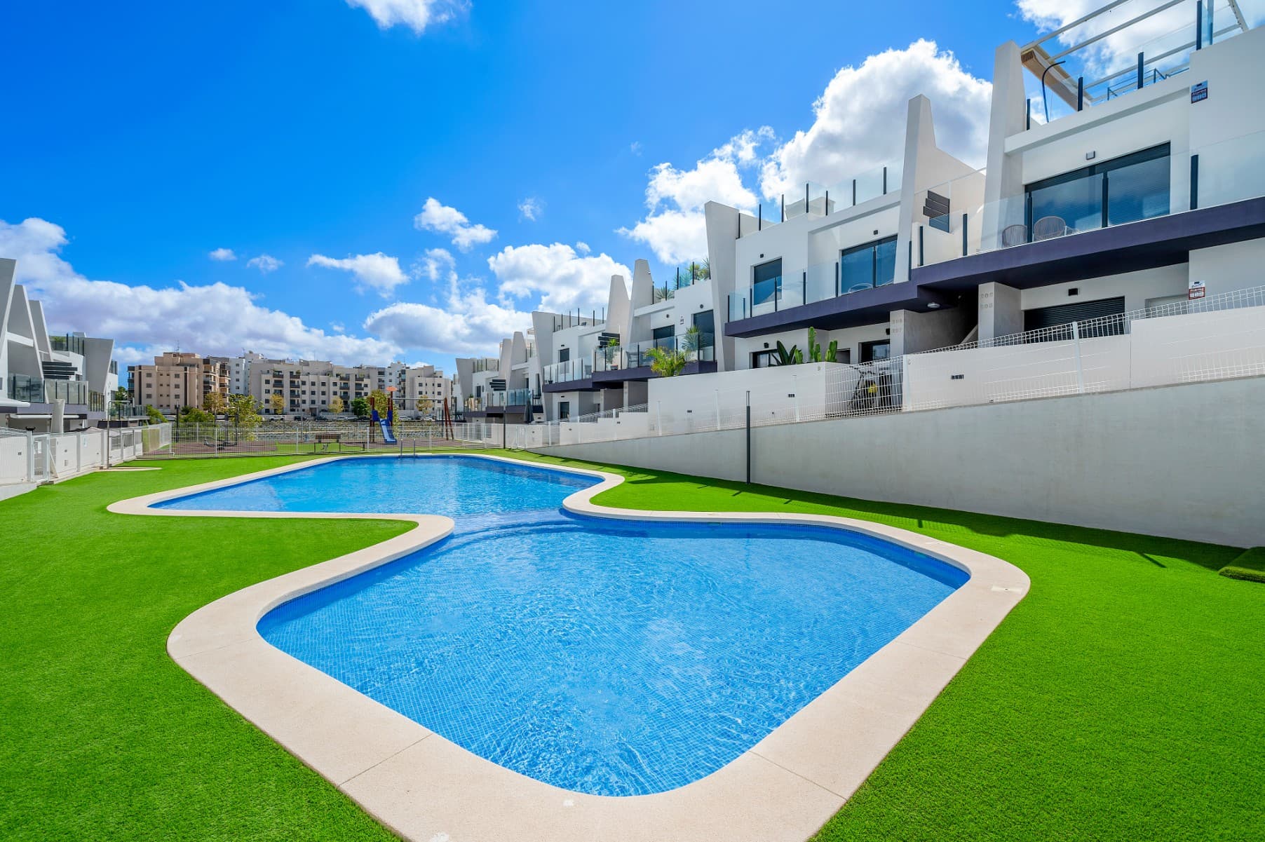 Apartamento Planta Media de 2 dormitorios en San Miguel de Salinas - 3