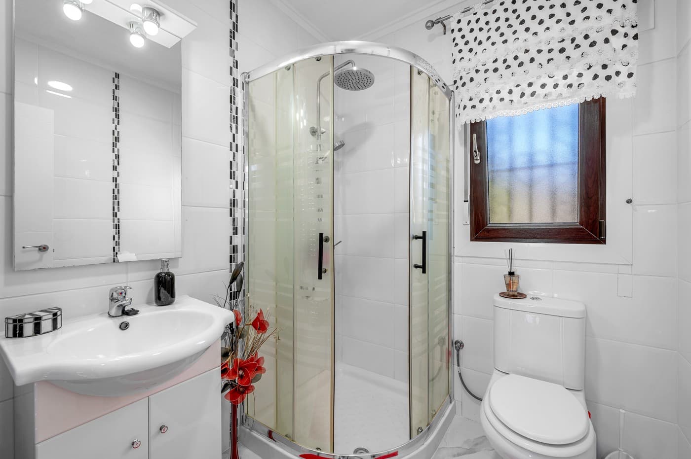 Villa - Chalet de 5 dormitorios en Almoradi - 28