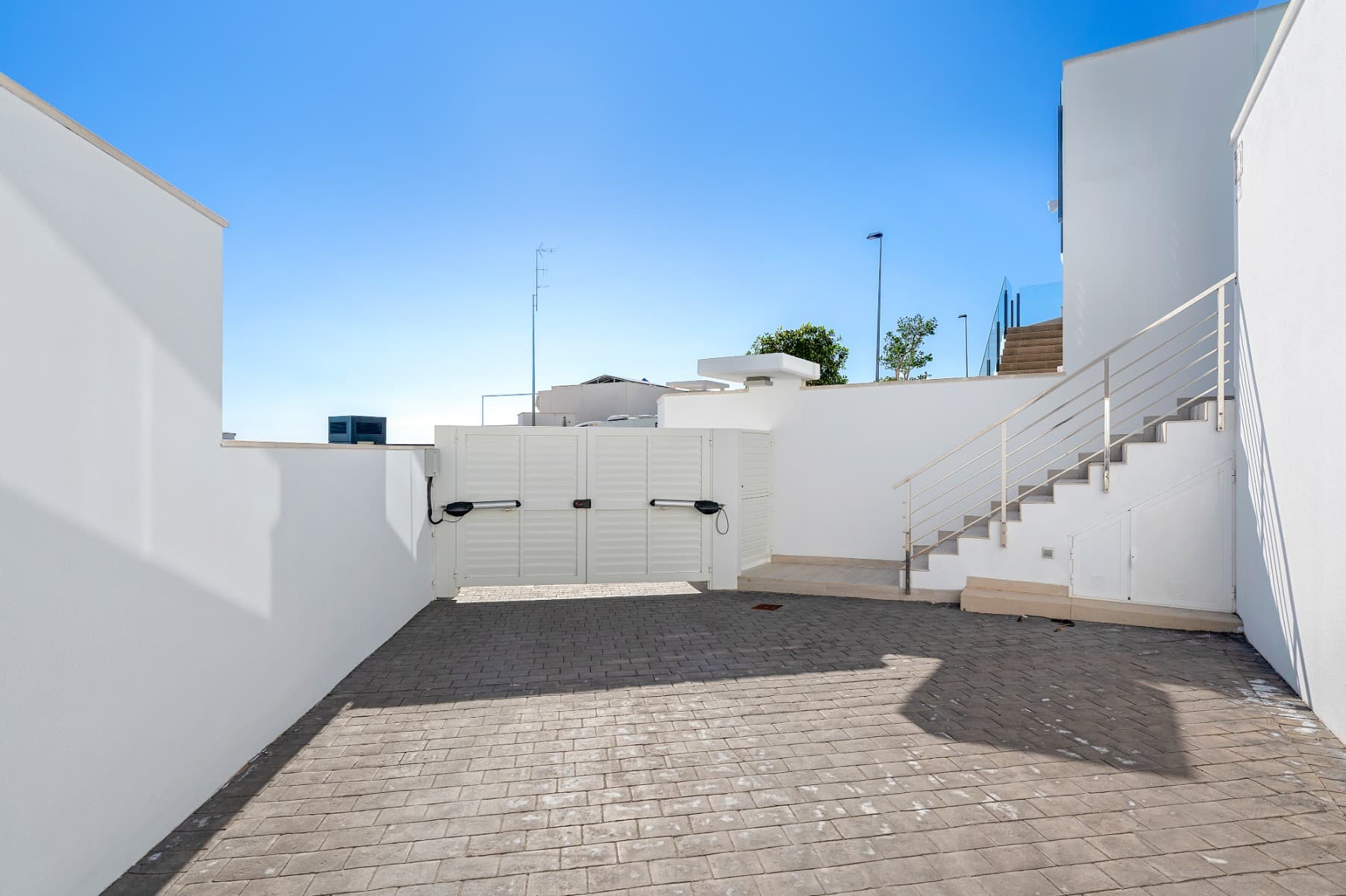 Vrijstaande Villa met 3 slaapkamers in San Miguel de Salinas - 31