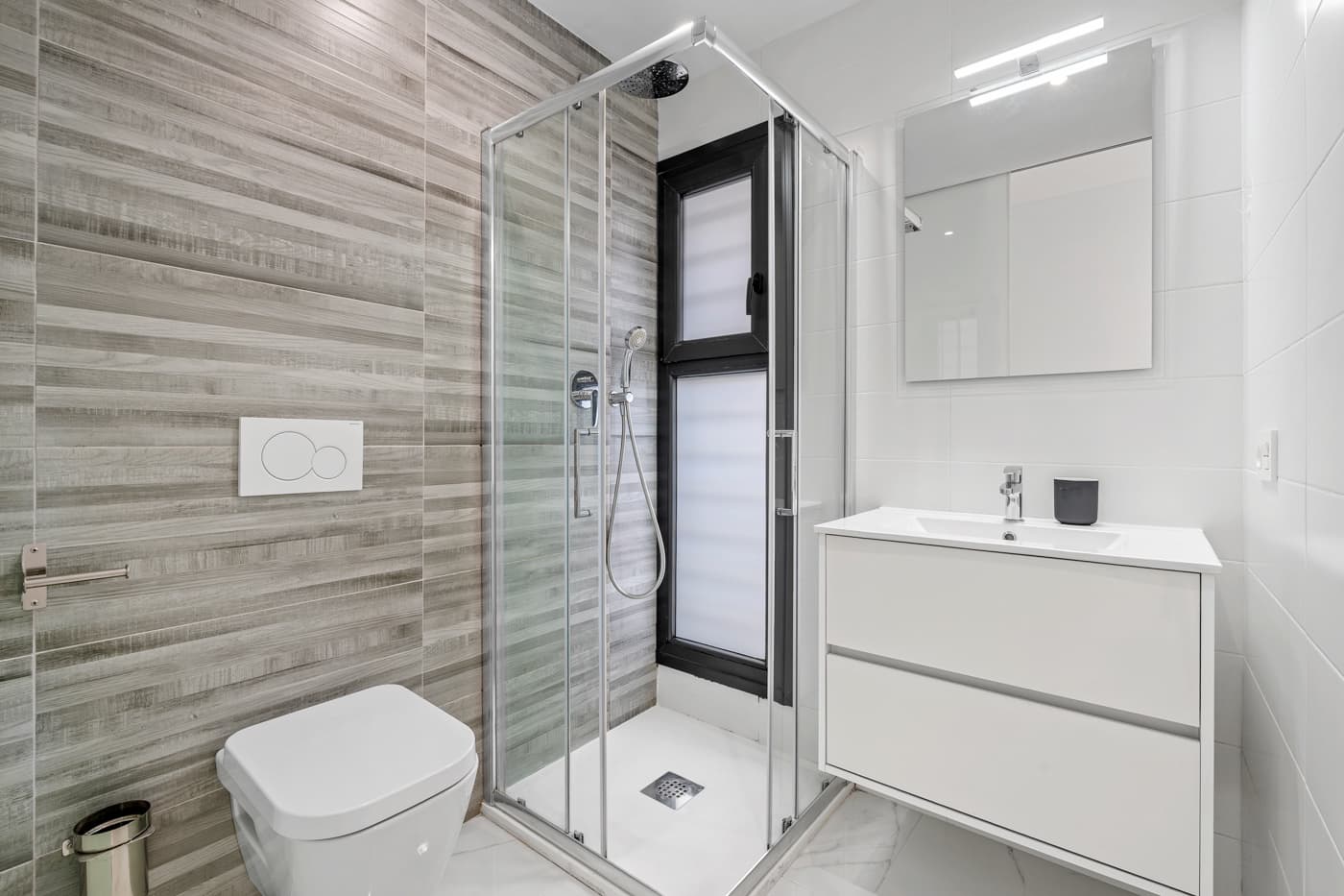 Apartamento Planta Media de 2 dormitorios en Guardamar del Segura - 16
