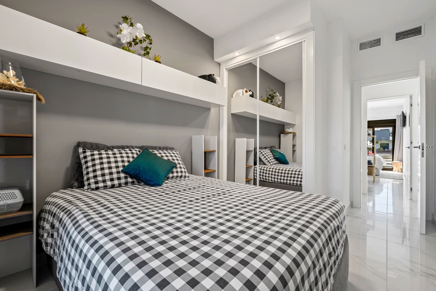 Apartamento Planta Media de 2 dormitorios en Guardamar del Segura - 15