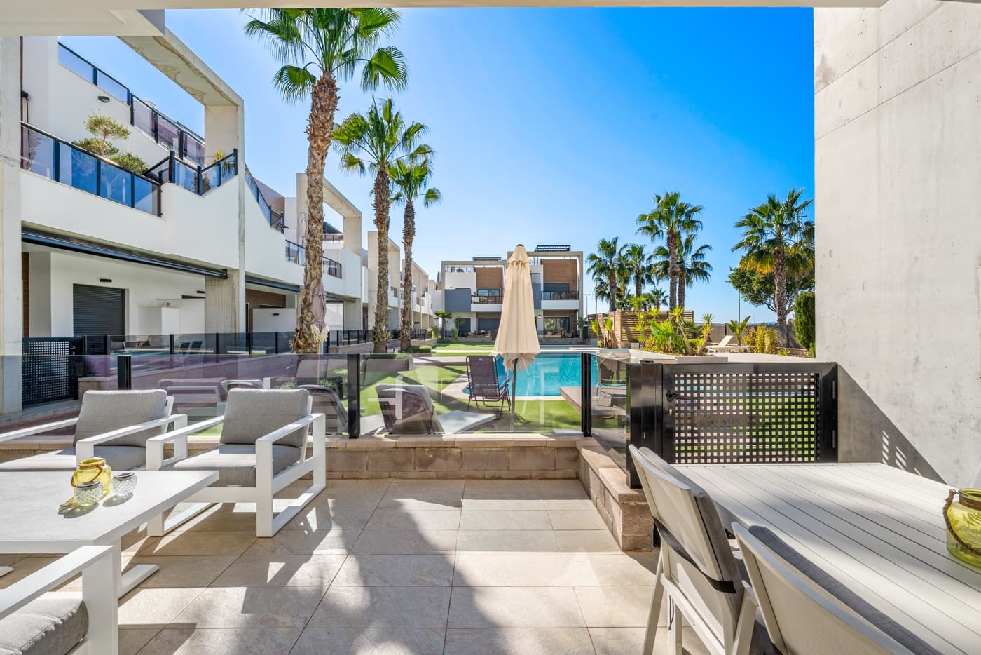 Apartamento Planta Media de 2 dormitorios en Guardamar del Segura - 18