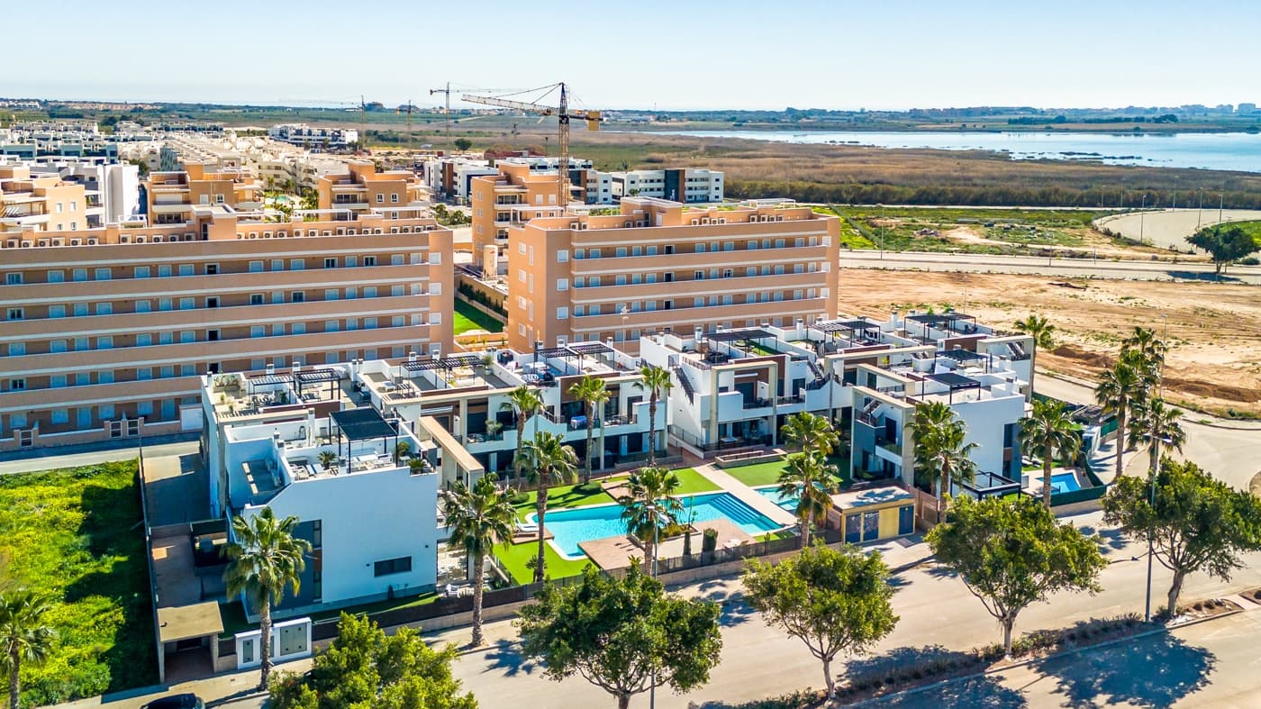 Apartamento Planta Media de 2 dormitorios en Guardamar del Segura - 31