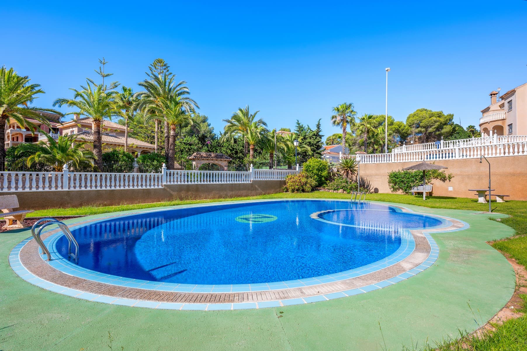 3 bed Detached Villa in Villamartin - 36