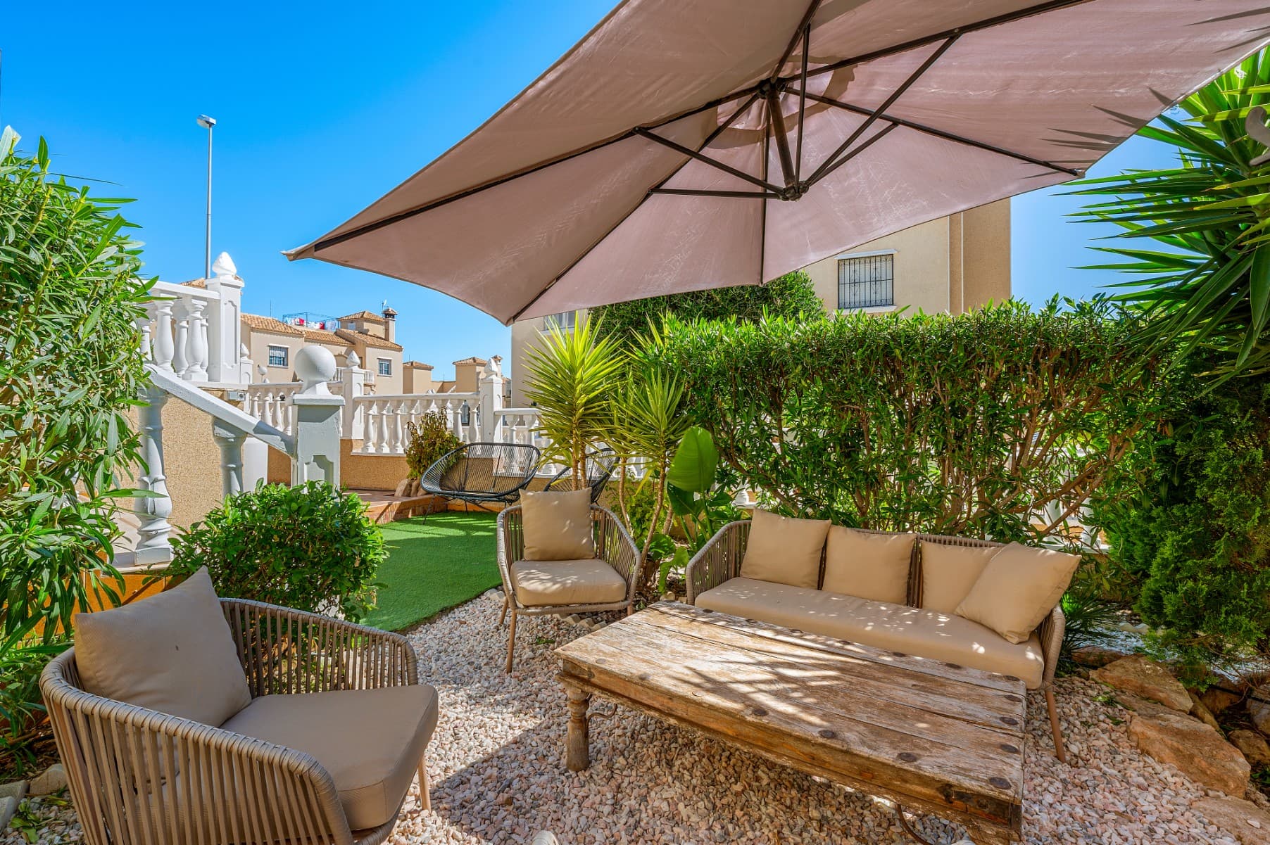 3 bed Detached Villa in Villamartin - 1