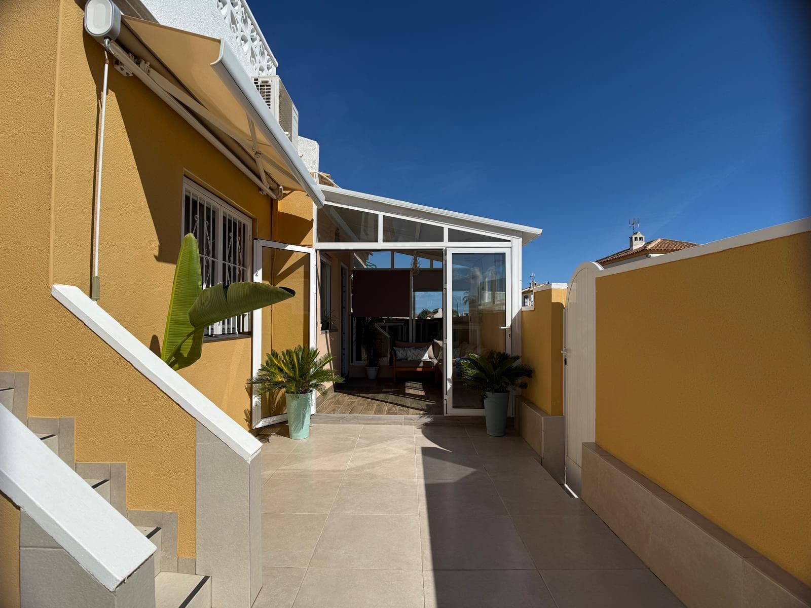 Villa - Chalet de 3 dormitorios en Orihuela Costa - 3