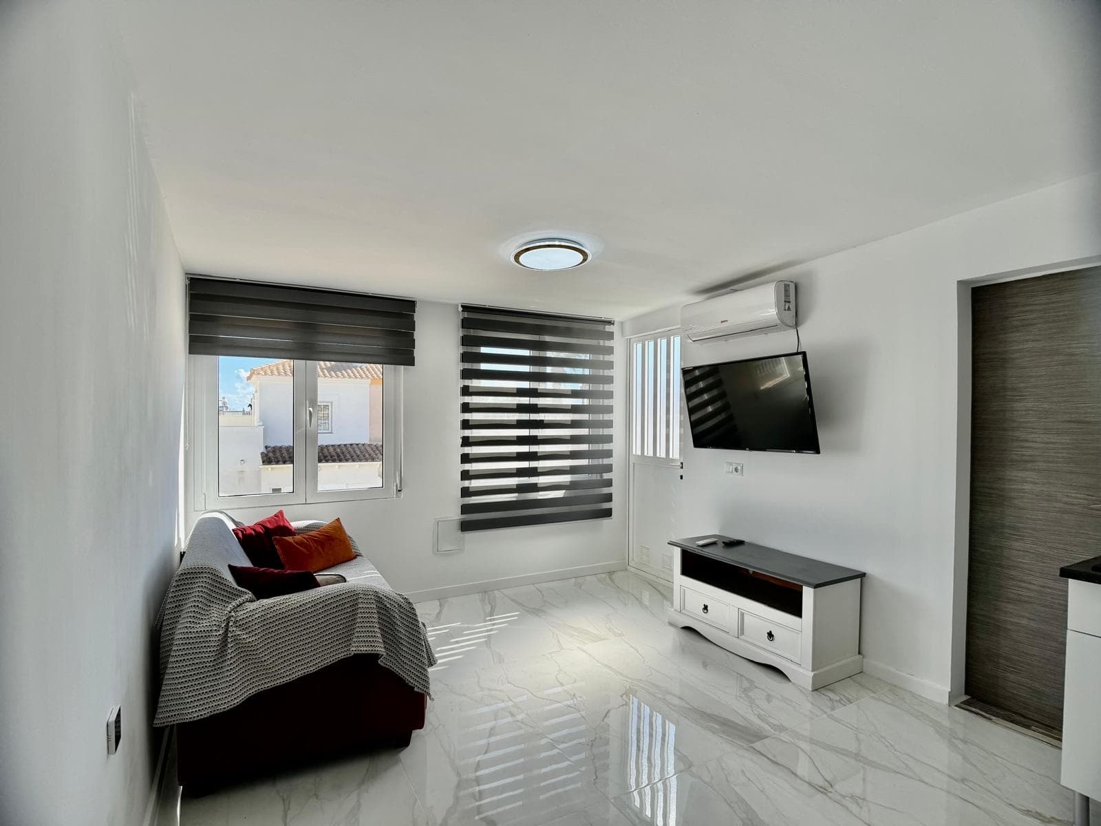 Villa - Chalet de 3 dormitorios en Orihuela Costa - 24