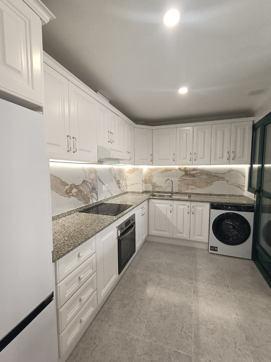 Apartamento Planta Media de 2 dormitorios en Orihuela Costa - 25