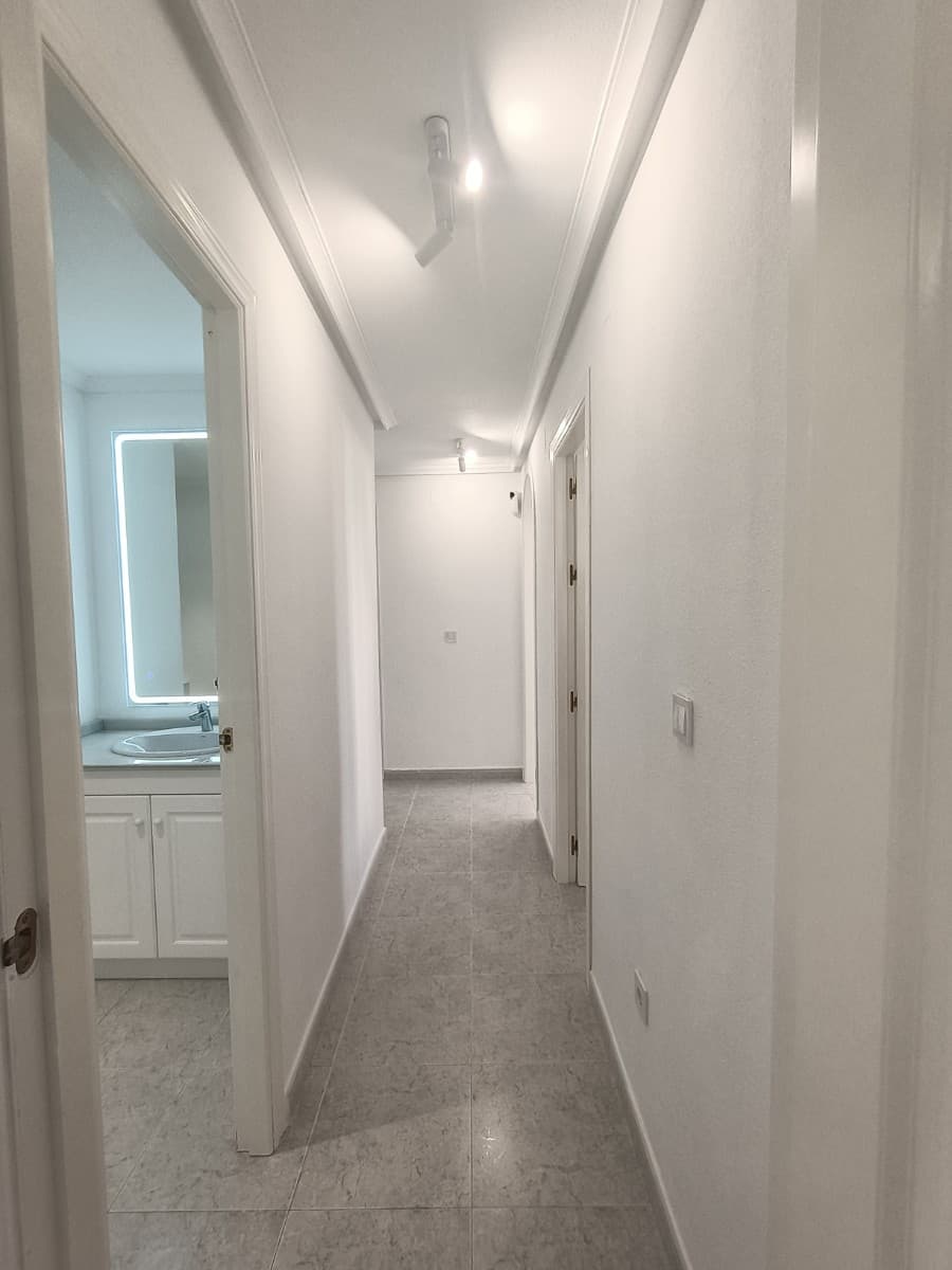 Apartamento Planta Media de 2 dormitorios en Orihuela Costa - 36