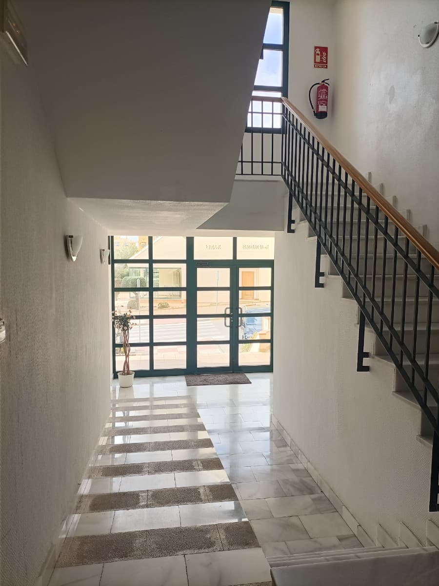 Apartamento Planta Media de 2 dormitorios en Orihuela Costa - 37