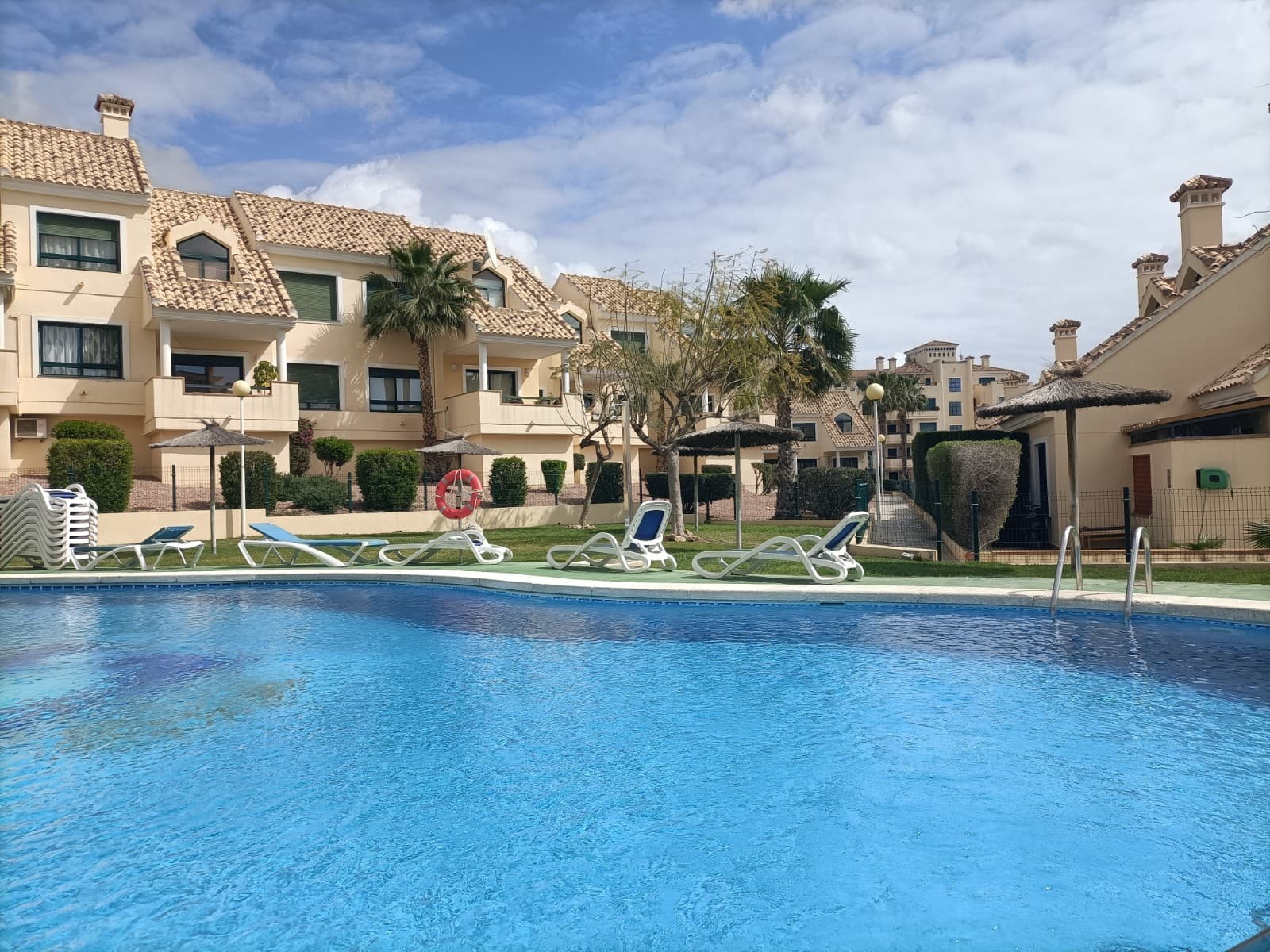 Apartamento Planta Media de 2 dormitorios en Orihuela Costa - 2