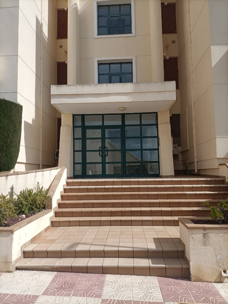 Apartamento Planta Media de 2 dormitorios en Orihuela Costa - 38
