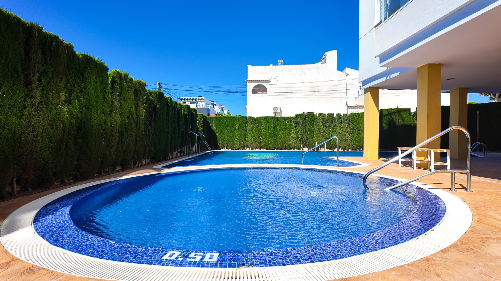 Apartamento Planta Media de 2 dormitorios en Orihuela Costa - 4