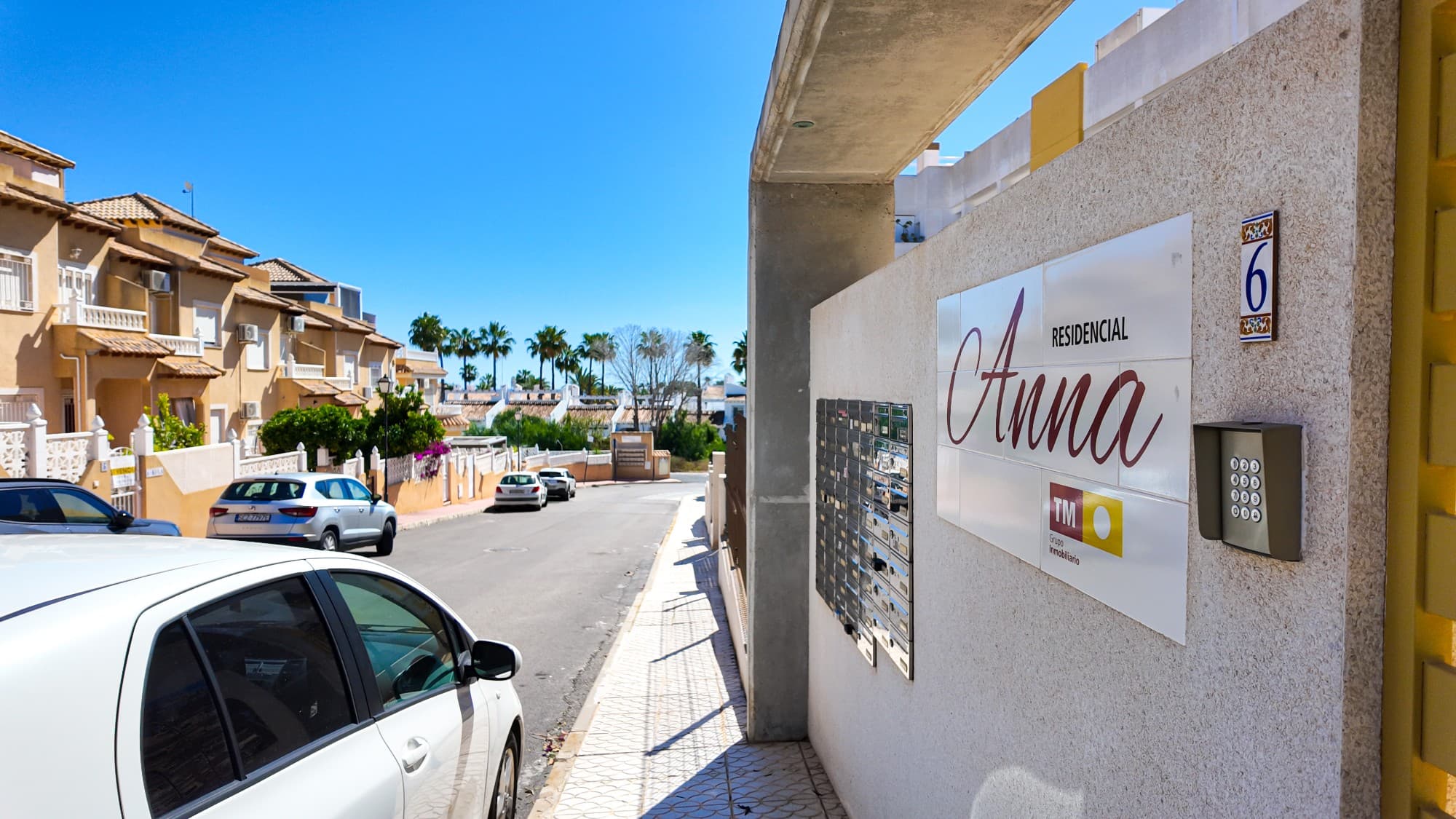 Apartamento Planta Media de 2 dormitorios en Orihuela Costa - 2