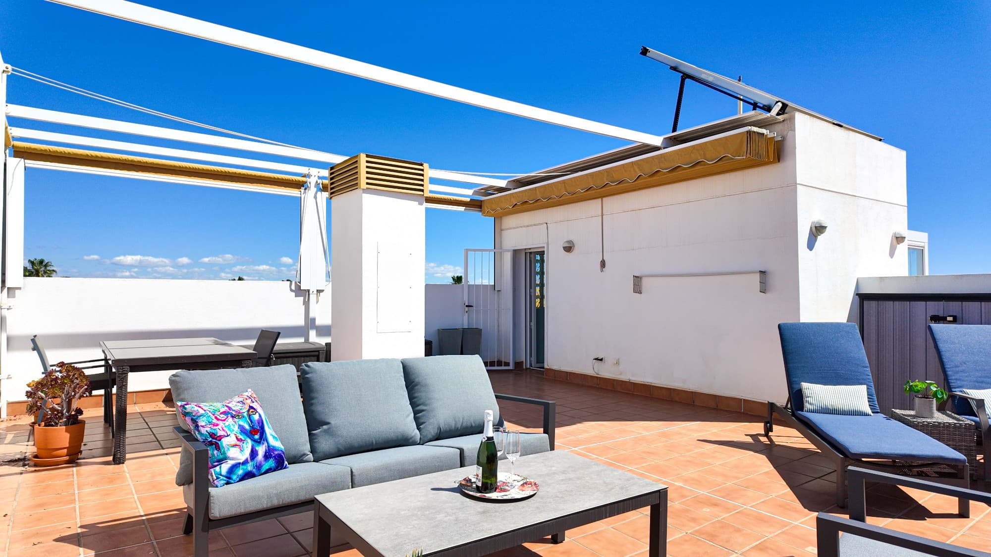 Apartamento Planta Media de 2 dormitorios en Orihuela Costa - 9