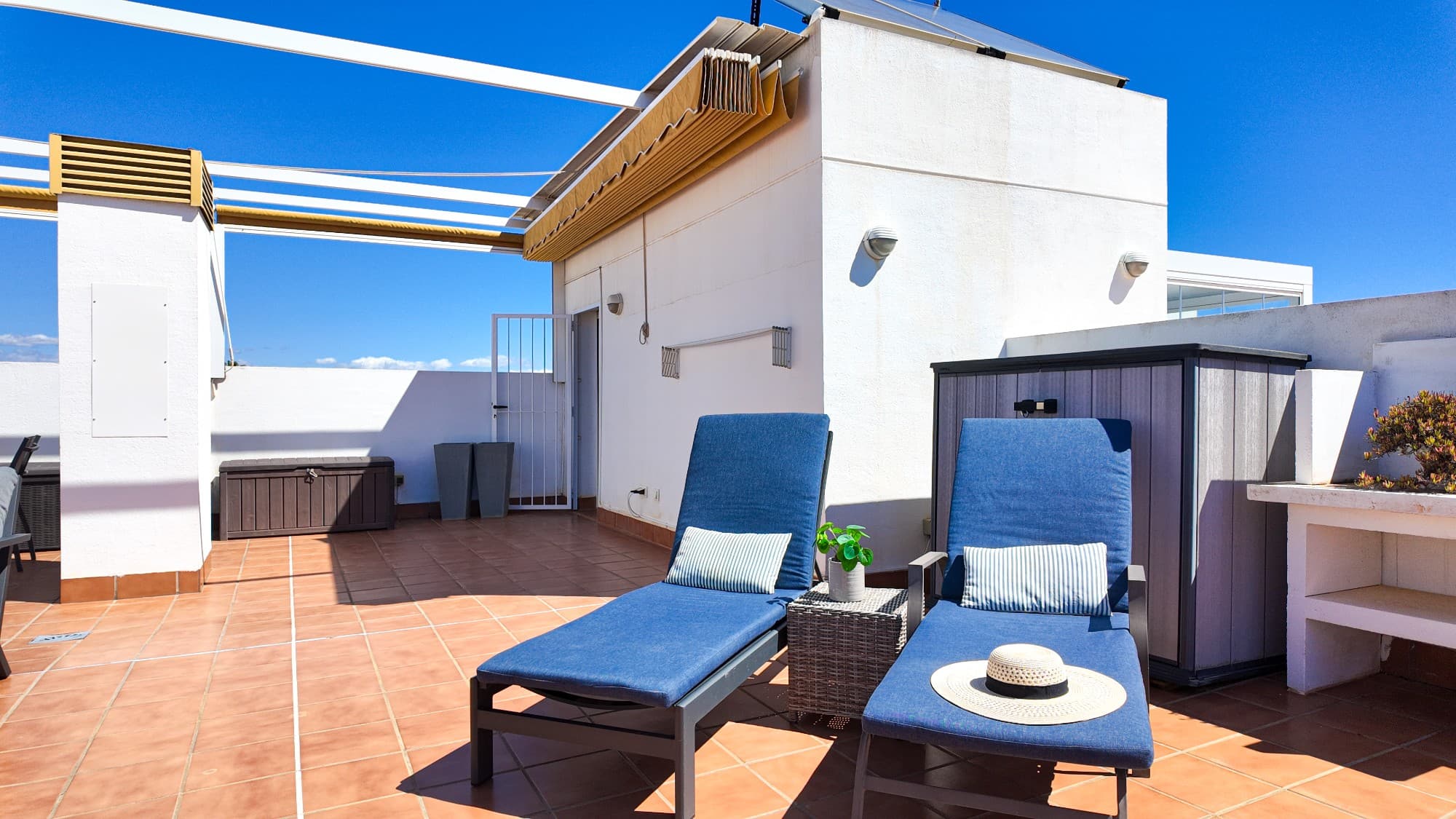 Apartamento Planta Media de 2 dormitorios en Orihuela Costa - 10