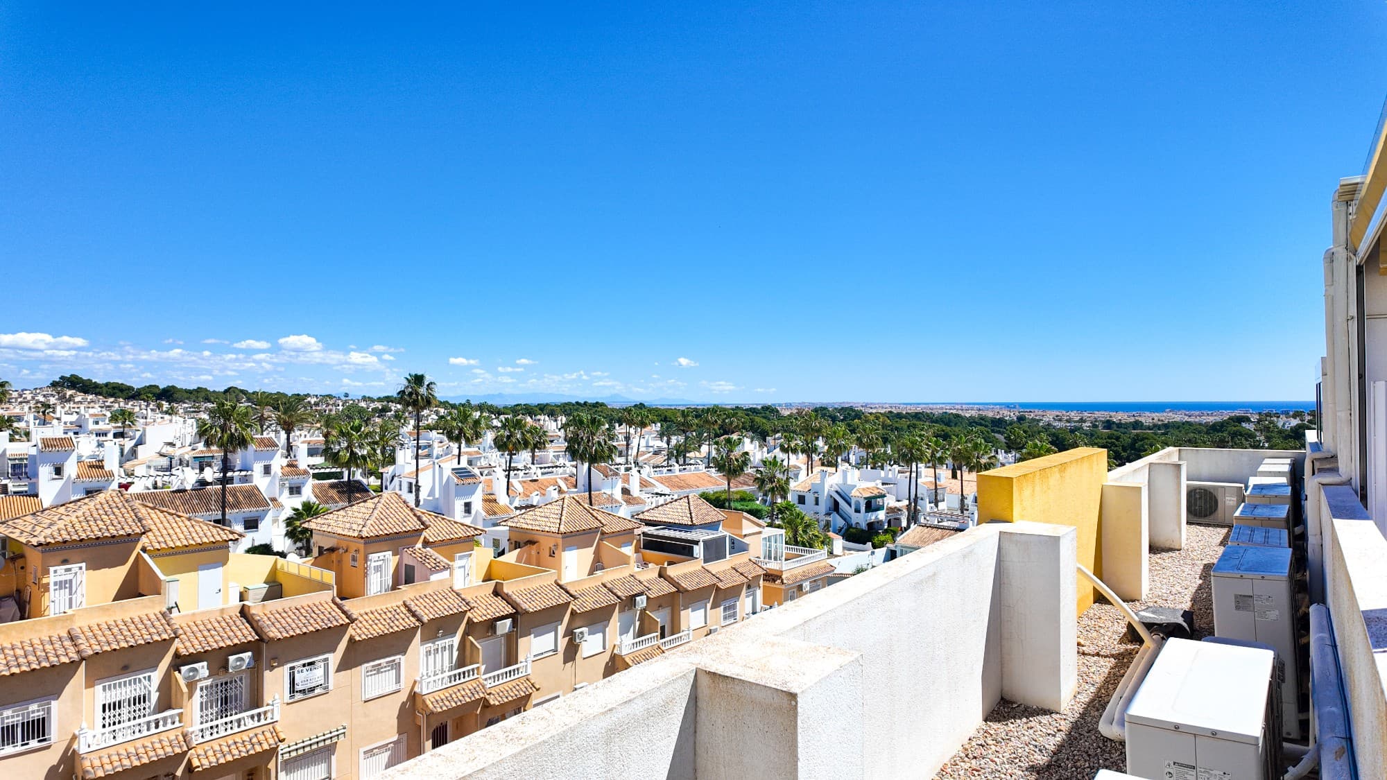 Apartamento Planta Media de 2 dormitorios en Orihuela Costa - 11