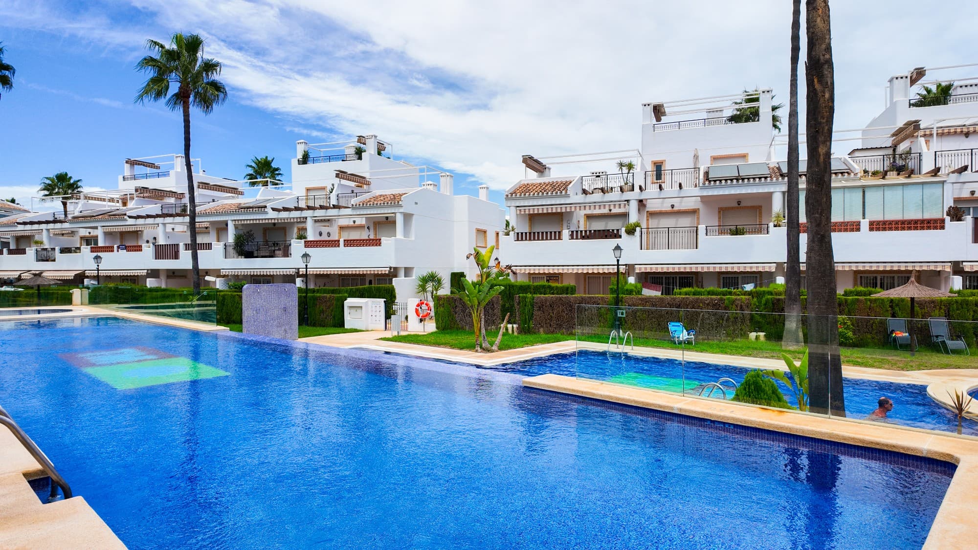 Apartamento Planta Media de 2 dormitorios en Orihuela Costa - 1