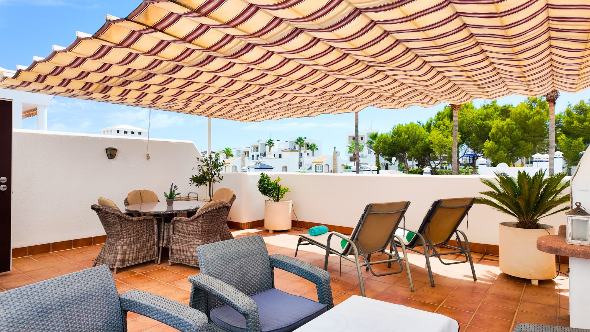 Apartamento Planta Media de 2 dormitorios en Orihuela Costa - 2
