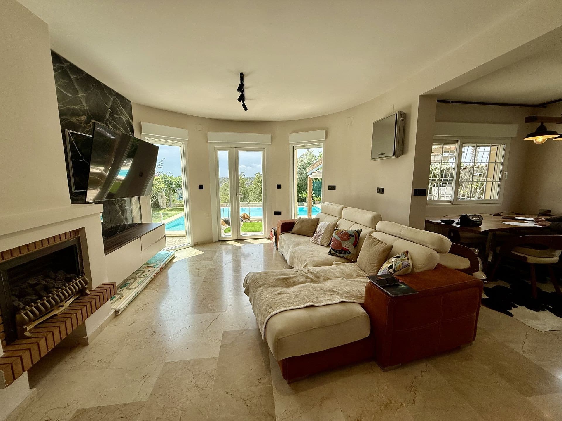 Villa - Chalet de 4 dormitorios en Orihuela Costa - 46