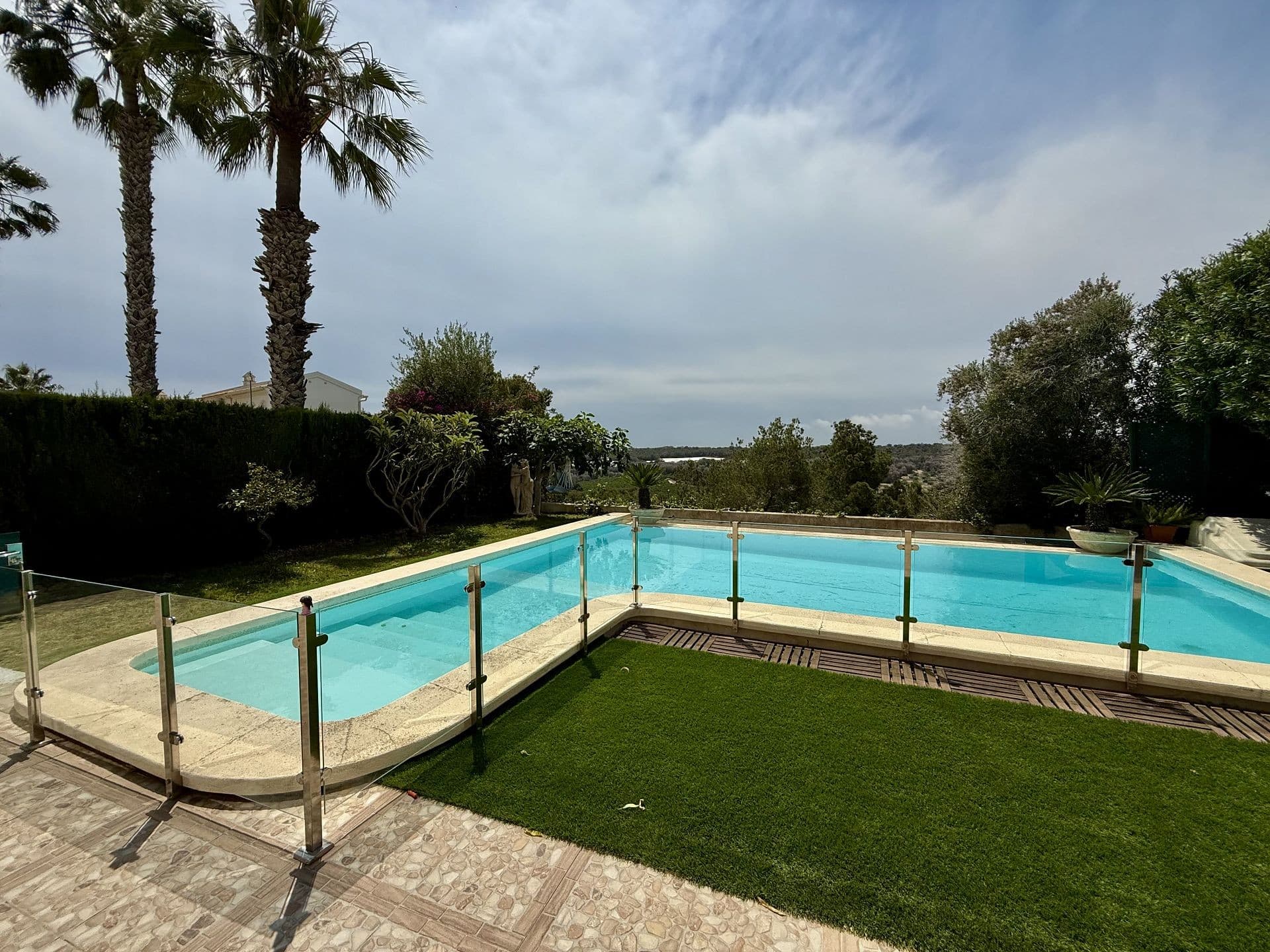 Villa - Chalet de 4 dormitorios en Orihuela Costa - 37
