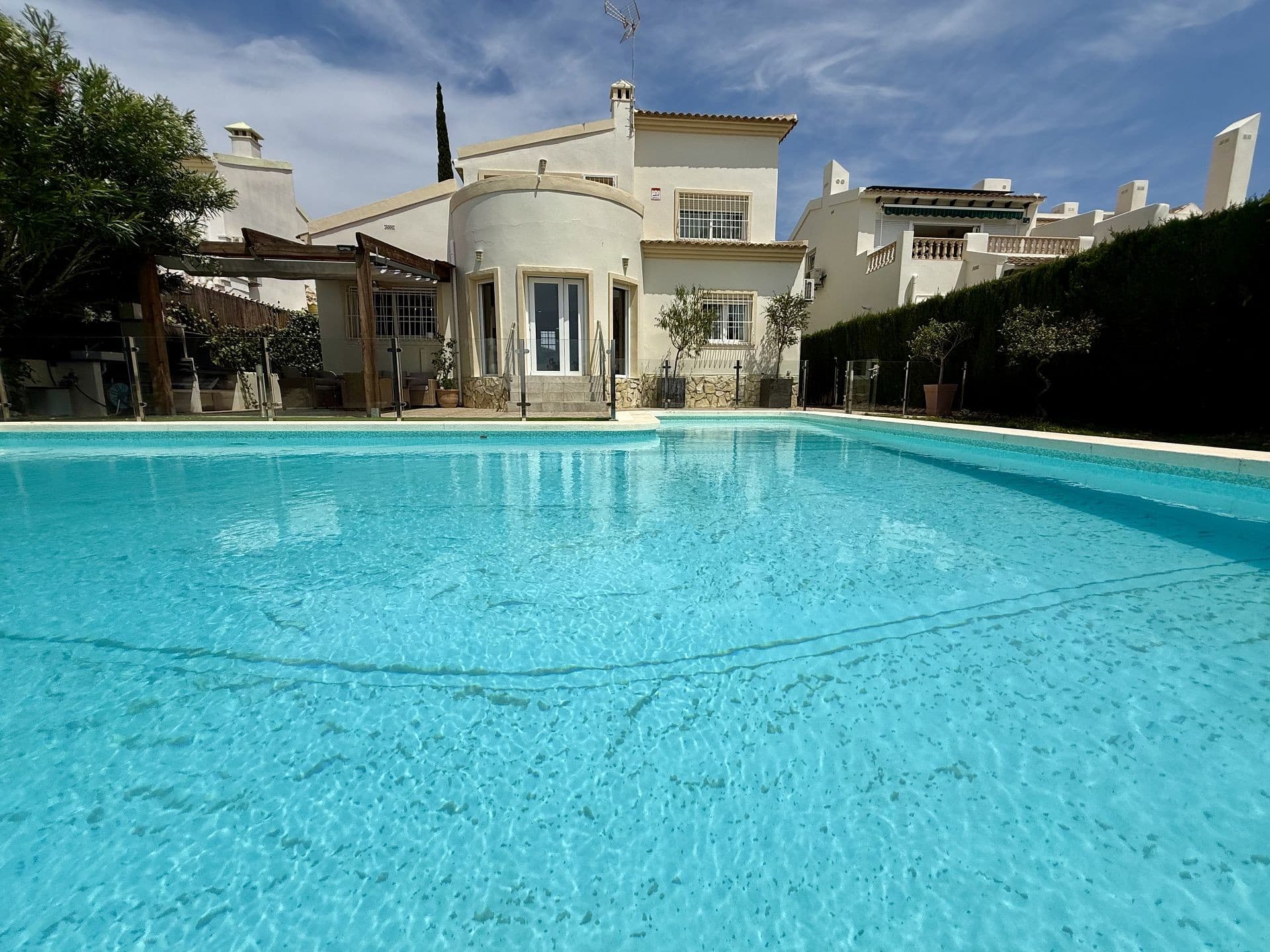 Villa - Chalet de 4 dormitorios en Orihuela Costa - 32