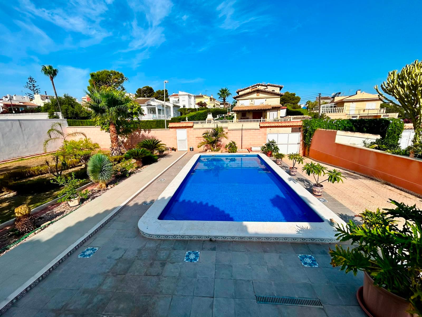 Vrijstaande Villa met 2 slaapkamers in Orihuela - 17