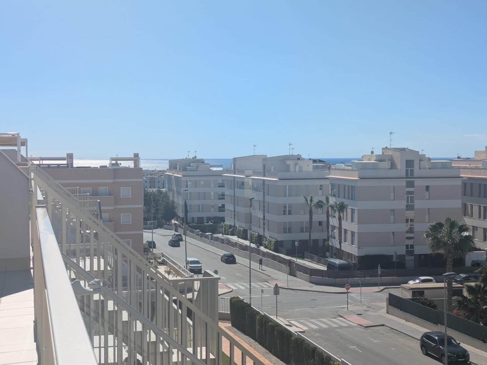 Ático de 3 dormitorios en Villamartin - 38