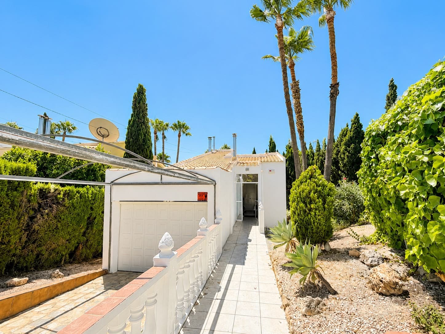 3 bed Detached Villa in Villamartin - 3